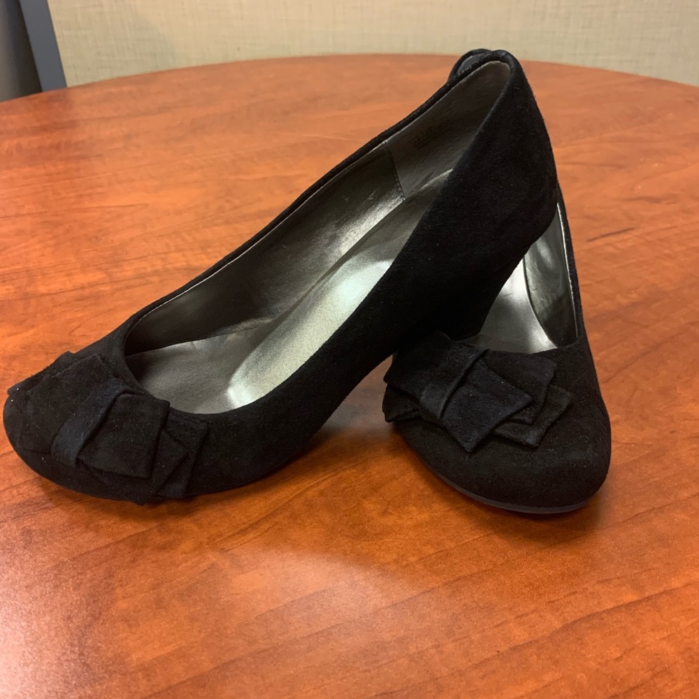 Me Too Black Suede Wedge